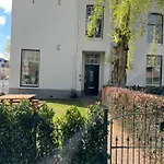 Luxe In Stadsvilla, Gratis Parkeren!
