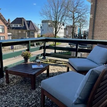 Luxe In Stadsvilla, Gratis Parkeren! Bed & Breakfast 3*