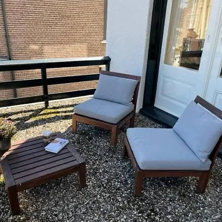 Bed & Breakfast Luxe In Stadsvilla, Gratis Parkeren!