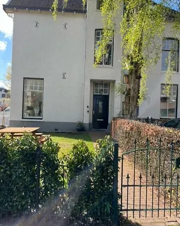 Luxe In Stadsvilla, Gratis Parkeren!